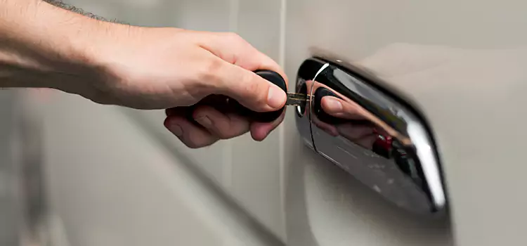 Why Choose Our Auto Locksmith Team in Innisfil, ON?